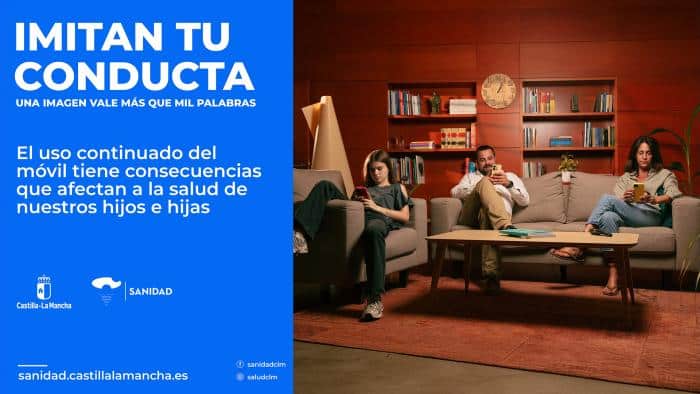 La Consejería de Sanidad inicia una campaña para promover el uso responsable de smartphones entre niños y adolescentes.