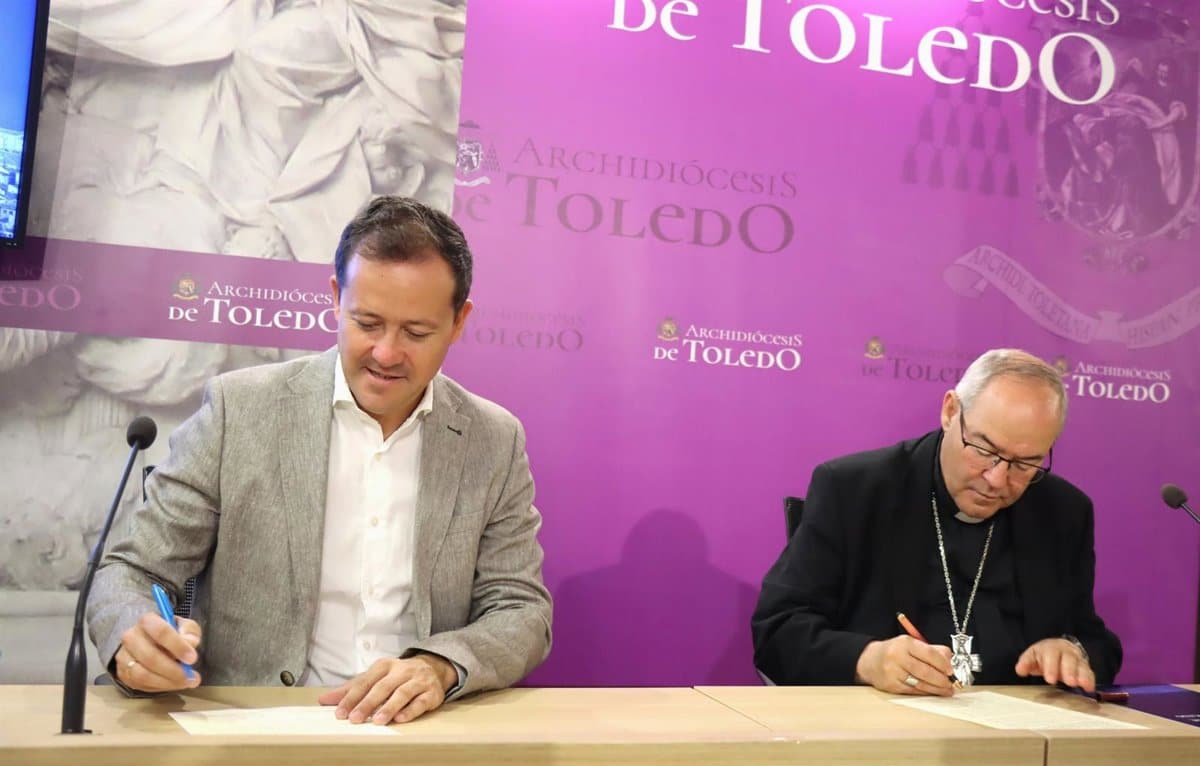 Velázquez solicita el respaldo de la Archidiócesis para su candidatura como Capital de la Cultura, destacando su papel como factor diferencial.