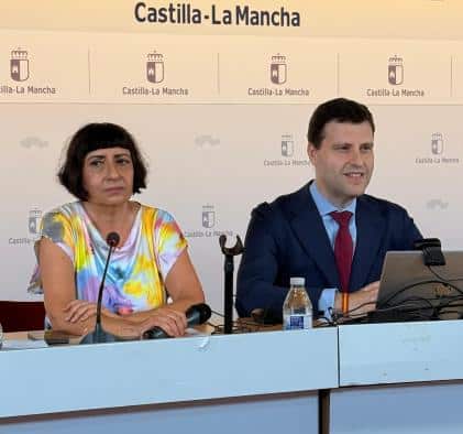 Castilla-La Mancha refuerza los Equipos Técnicos de Inclusión Social, que han brindado apoyo a más de 35,000 personas desde 2017.