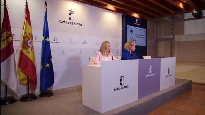 Castilla-La Mancha inicia la campaña de vacunación contra la gripe y el VRS para la temporada 2025-2026.