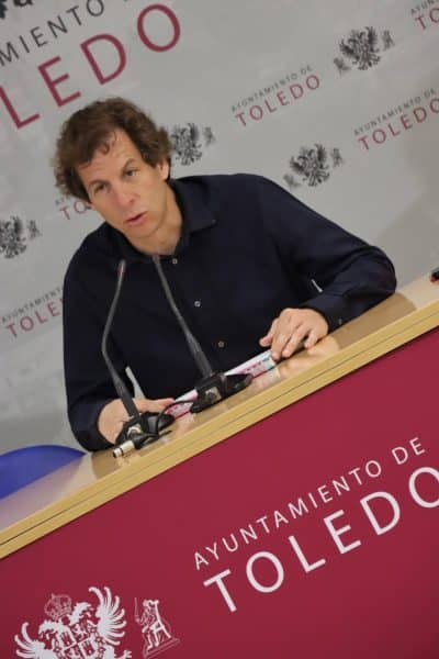 El Ayuntamiento respalda la décima edición del Cross y Paseo Solidario de Down Toledo junto al río Tajo.