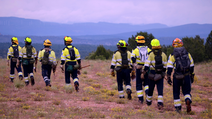 El Gobierno regional presenta la segunda edición del curso básico de extinción de incendios forestales para capacitar a profesionales del sector.