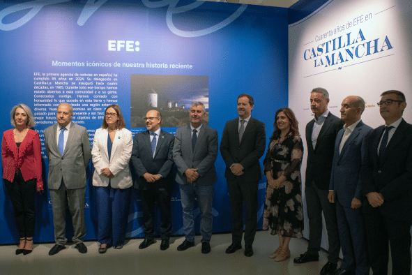 El Gobierno regional fortalece la coordinación técnica y despliega todos los recursos para extinguir el incendio en Guadalajara.