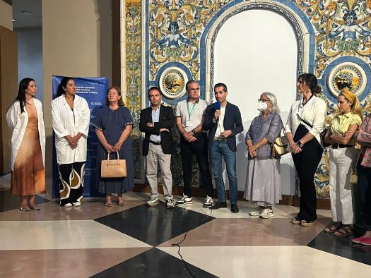 El Gobierno regional destaca la labor de la Asociación contra el Cáncer de Talavera y su continuo respaldo a la Consejería de Sanidad.