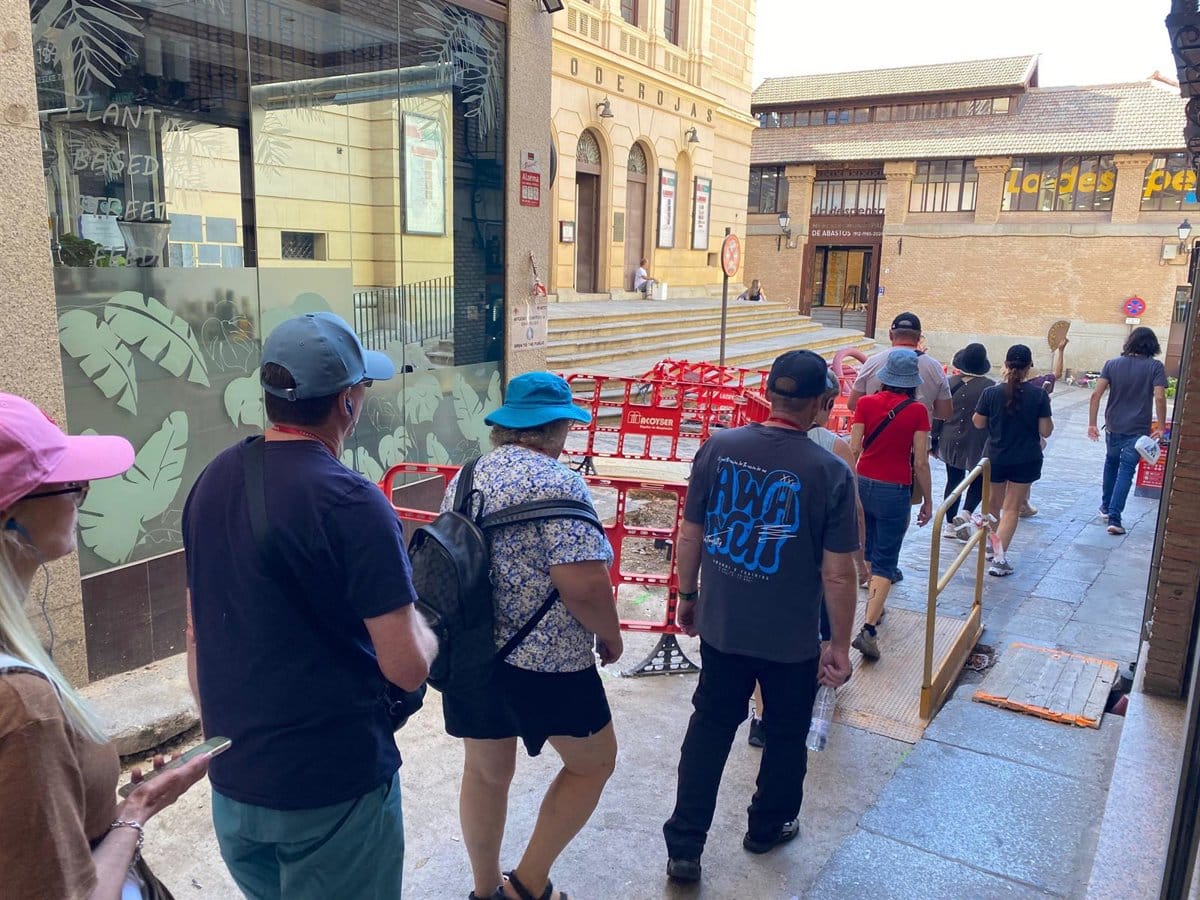 El PSOE de Toledo solicita la suspensión de la ordenanza de turismo y la convocatoria de todos los sectores afectados para lograr un consenso.