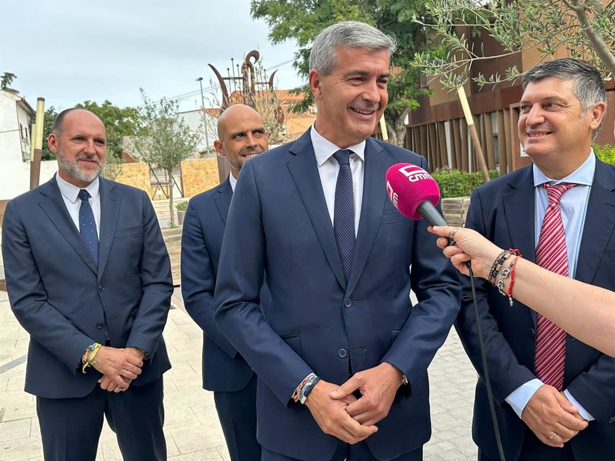 El PSOE resalta la política firme de Page en CLM para respaldar a los autónomos ante los «rumores» del PP.