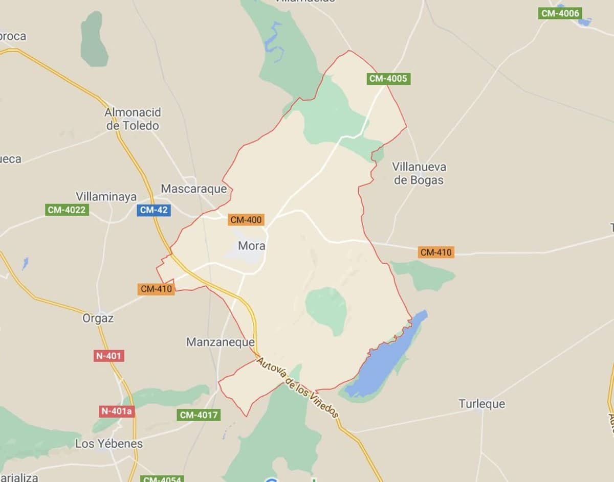 Joven pierde la vida tras caer y golpearse la cabeza en una piscina en Mora.