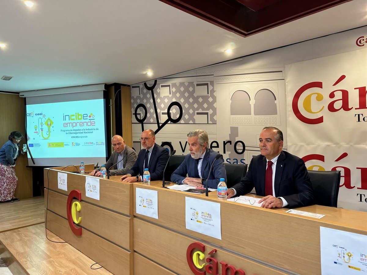 Gregorio impulsa el talento y la innovación para fortalecer el tejido social y productivo de Talavera.