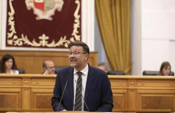 La Junta solicita al Ayuntamiento de Santa Cruz de Retamar terreno adecuado para la construcción de un nuevo colegio en la área.