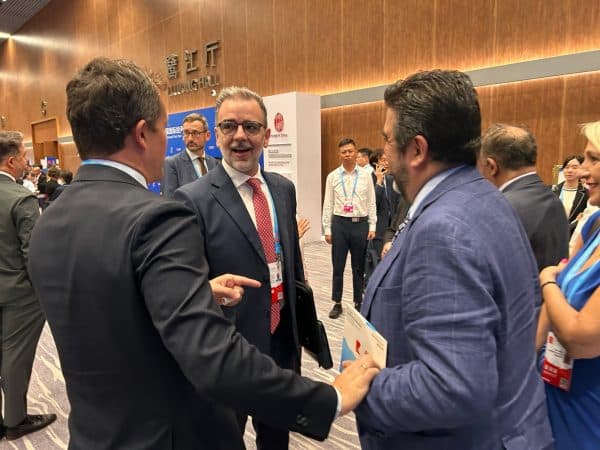 La delegación de Toledo asiste a la XXV Feria de Inversión de Xi’an, un evento global crucial para la promoción económica.