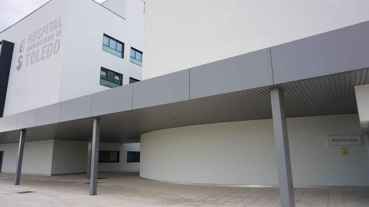 Hombre trasladado al hospital tras recibir una herida de arma blanca en la cara en Illescas.