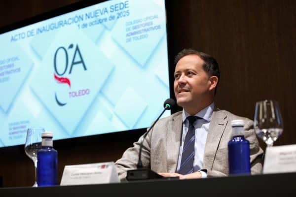 Velázquez subraya la “importancia esencial” de los gestores en la conexión entre ciudadanos y administración.