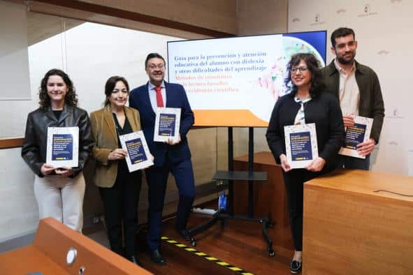 El Gobierno regional presenta una guía innovadora para la prevención, detección y atención temprana de la dislexia a nivel nacional.