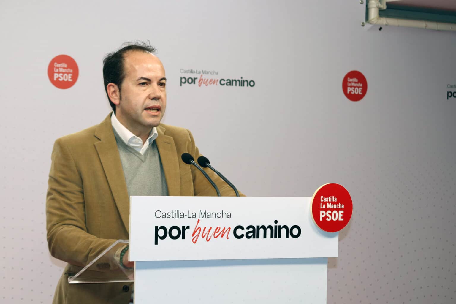 El PSOE de CLM denuncia la desinformación y los ataques del PP a los periodistas, exigiendo el cese de sus prácticas nocivas – PSOE de Castilla-La Mancha