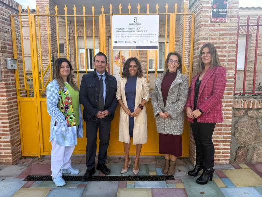 Gobierno regional y Ayuntamiento de Olías del Rey refuerzan su respaldo a la educación infantil en la comunidad
