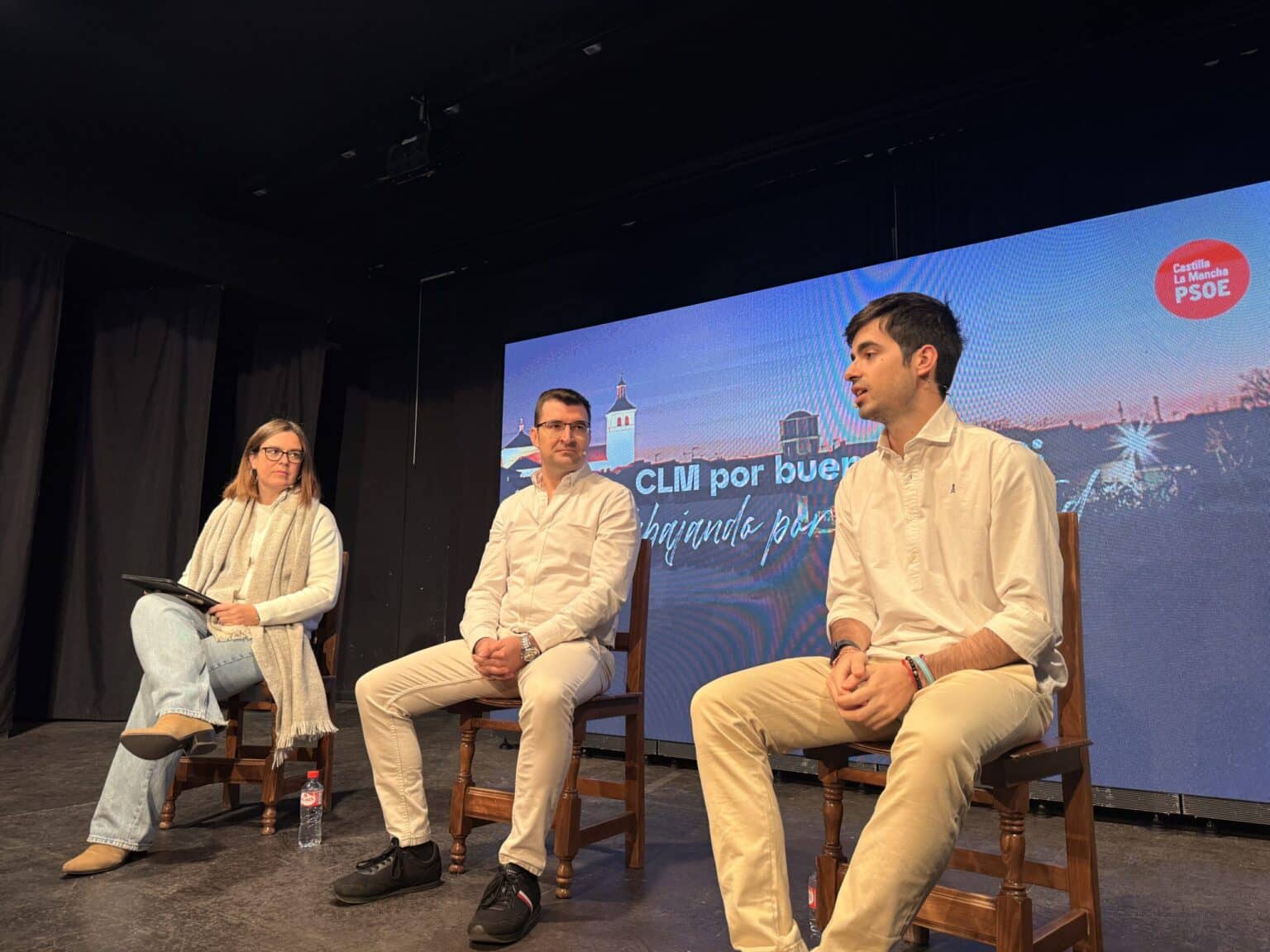 Padilla enfatiza que la era de Page ofrece la mejor oportunidad para los jóvenes en Castilla-La Mancha.