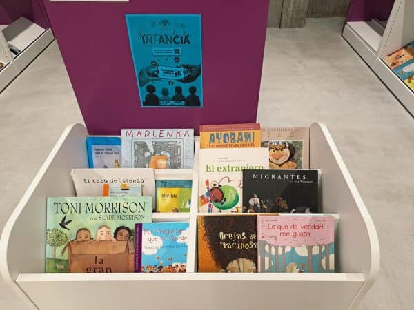 Claro, aquí tienes algunas sugerencias para reescribir «Semana de la Niñez»: Días de Celebración Infantil Semana dedicada a la Infancia Festividad de la Niñez Semana de Celebración para los Niños Una Semana para los Pequeños ¿Te gustaría más opciones?