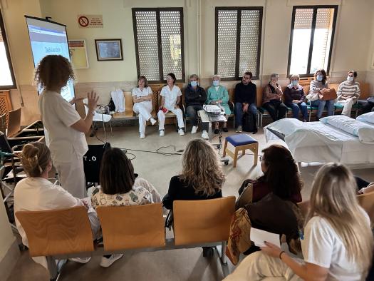 El Hospital Virgen del Valle de Toledo lanza una Escuela de Familias para apoyar a pacientes geriátricos y sus cuidadores