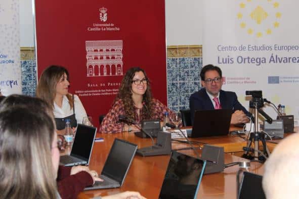 El gobierno regional fortalece sus conexiones con Europa en el IV Curso de Especialización sobre la Unión Europea.