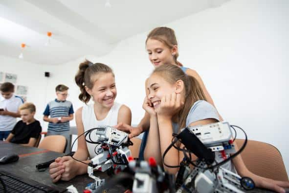 Adquisición de herramientas para la identificación de estudiantes con altas capacidades y dificultades de aprendizaje.