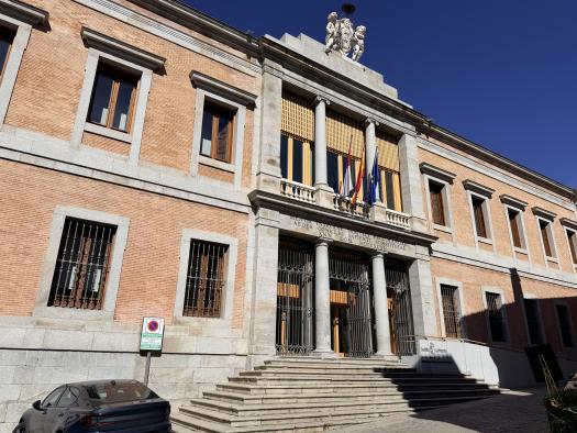 Expansión del sistema de pagos en Castilla-La Mancha: inclusión de Bizum para tasas y tributos autonómicos.