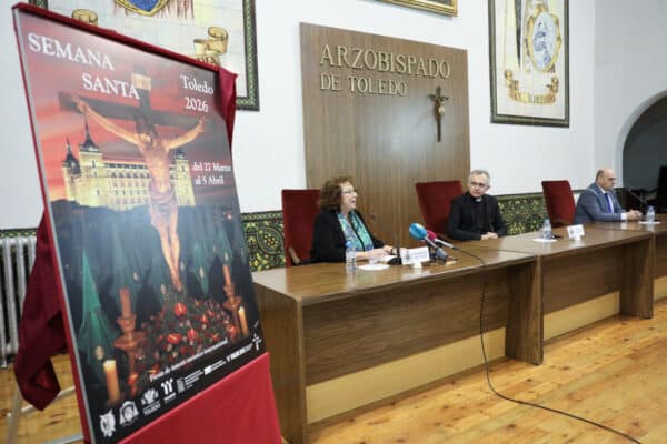 El cartel de la Semana Santa 2026 destaca a El Cristo de la Agonía como figura principal.