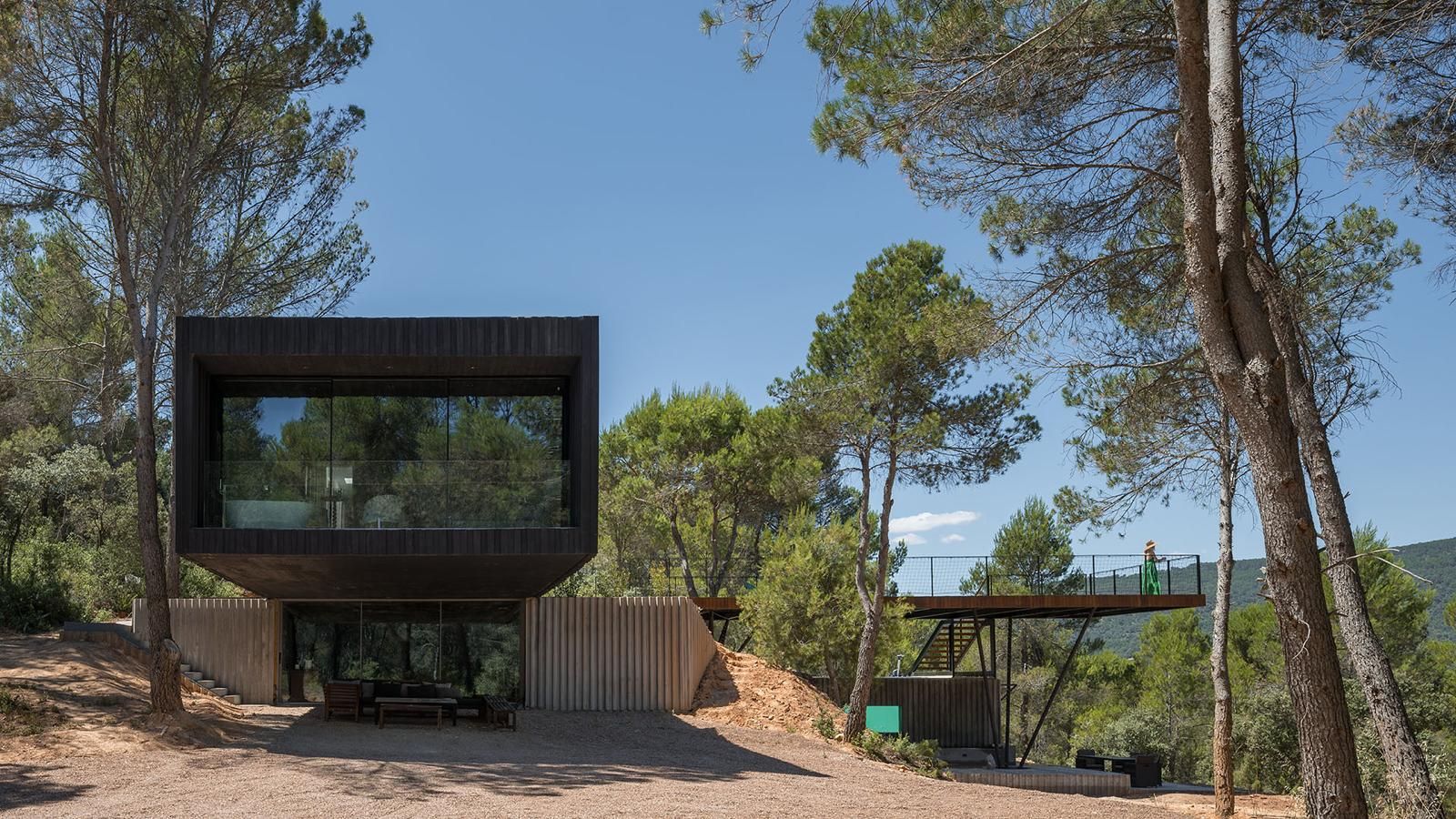 La Casa Embarcadero: La Arquitectura en Armonía con el Paisaje
