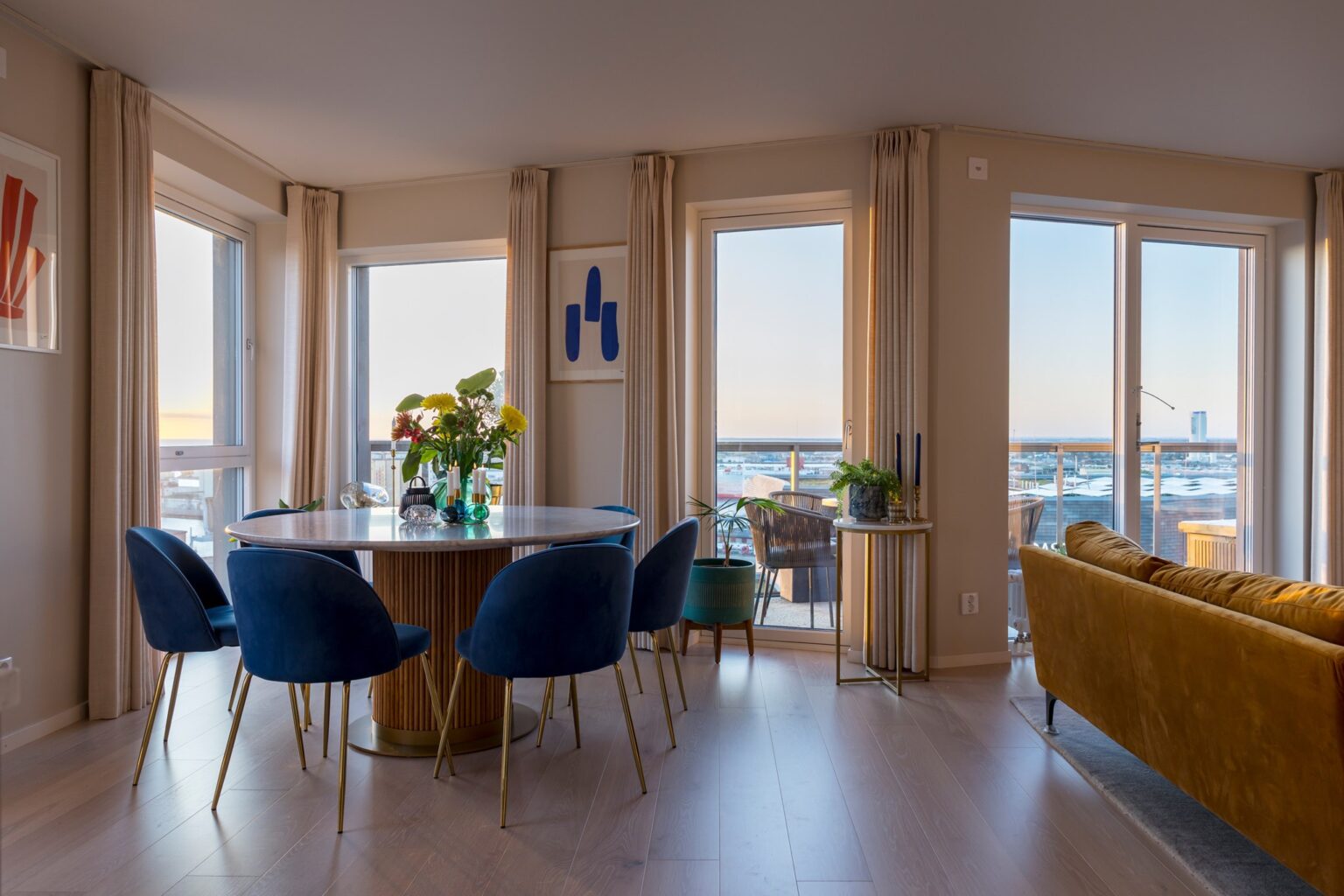 Unificación Cromática: La Innovadora Tendencia de 2026 en Decoración de Interiores